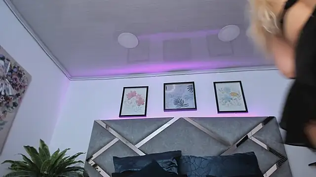 Keidy rose online show from 09-27-25, 07:19