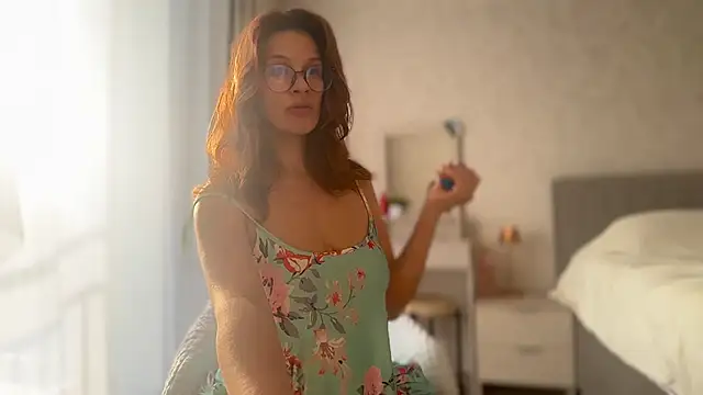 Butterfly-  online show from 11-19-25, 04:23