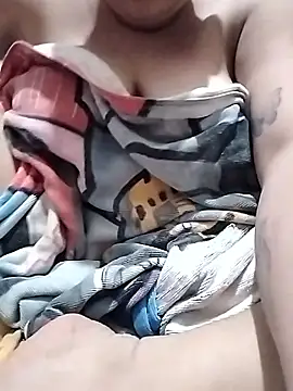 curvee Kyra online show from 01-10-26, 04:14