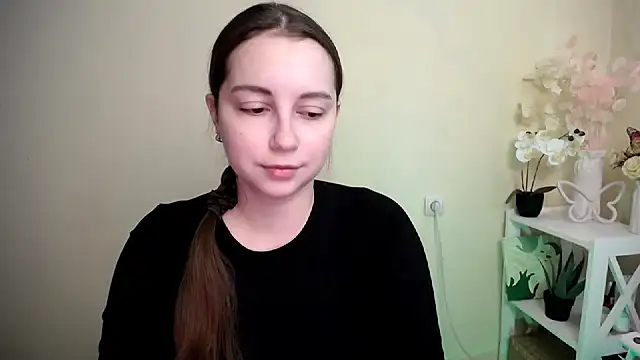 SweetPrincess  online show from 02-10-26, 06:50