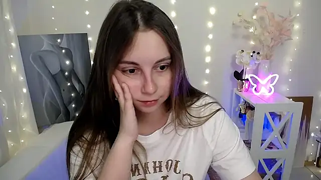SweetPrincess  online show from 06-16-26, 05:32