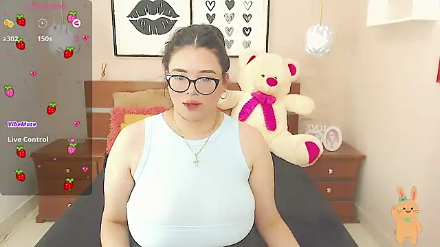 Snapshot of miss_linda_ chatting on 01-17-25, 07:49 miss linda  online show from 01-17-25, 07:49