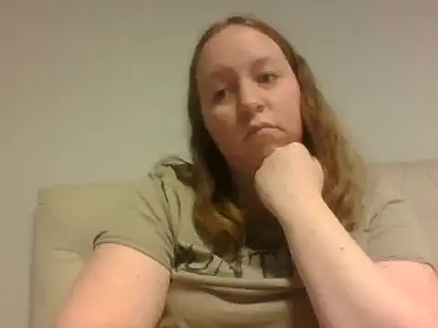 Snapshot of big_ass_girl chatting on 12-12-24, 02:11 big ass girl online show from 12-12-24, 02:11