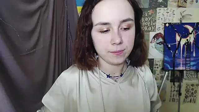 VeryVeryVeryShy  online show from 02-25-25, 06:25