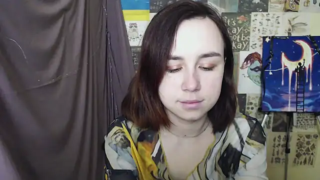 VeryVeryVeryShy  online show from 03-05-25, 06:44