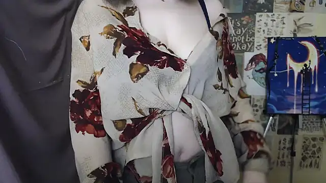 VeryVeryVeryShy  online show from 03-06-25, 06:52