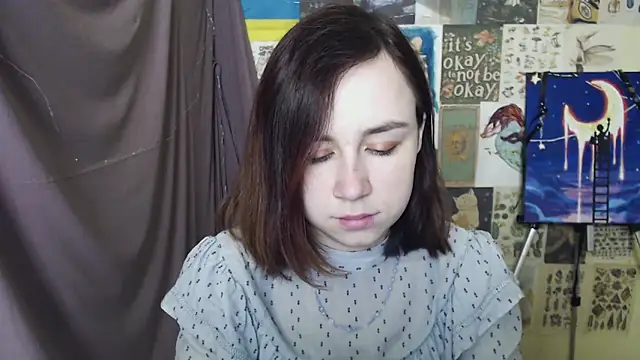 VeryVeryVeryShy  online show from 03-11-25, 06:43