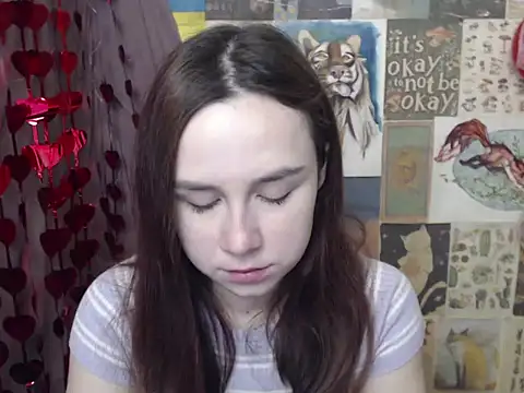 VeryVeryVeryShy  online show from 02-12-26, 07:03