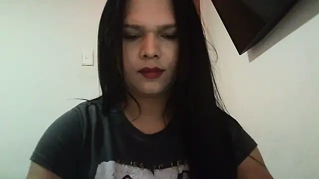 julianabeautyy online show from 12-02-25, 01:28