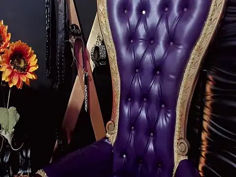 SASHA DERECK online show from 11-19-25, 03:34