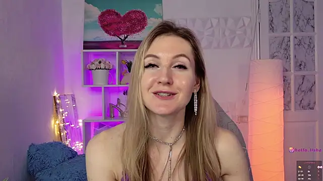 Snapshot of Hello_Lisha chatting on 02-26-25, 08:15 Hello Lisha online show from 02-26-25, 08:15