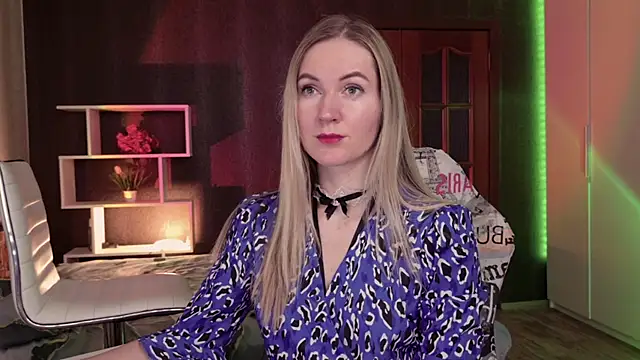 Hello Lisha online show from 12-04-25, 09:07