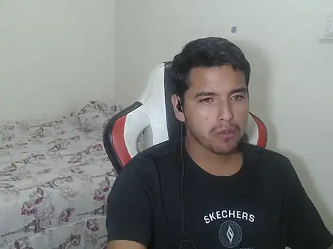 kylian 07 online show from 03-26-26, 03:45