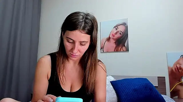 Snapshot of Squishy_Goddess chatting on 02-10-25, 04:19 Squishy Goddess online show from 02-10-25, 04:19