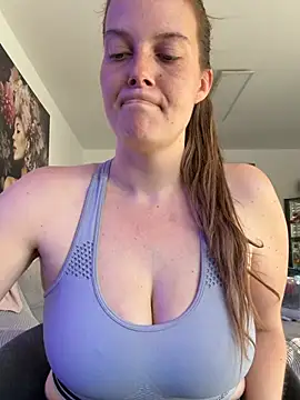 newMichelle online show from 05-07-26, 06:41