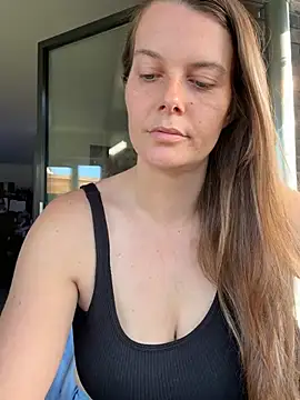 newMichelle online show from 06-18-26, 05:51