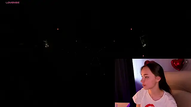 Snapshot of AliceOrlova chatting on 03-23-26, 12:42 AliceOrlova online show from 03-23-26, 12:42