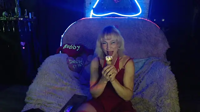Snapshot of Alexa_Cosmic chatting on 05-31-26, 12:30 Alexa Cosmic online show from 05-31-26, 12:30