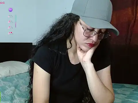 Olivia Bright online show from 05-31-26, 06:09