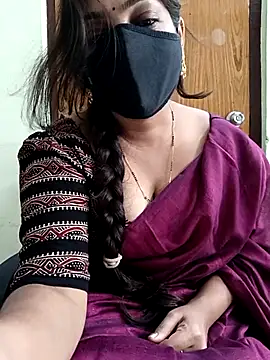 Snapshot of yoursana- chatting on 09-10-25, 04:12 yoursana- online show from 09-10-25, 04:12