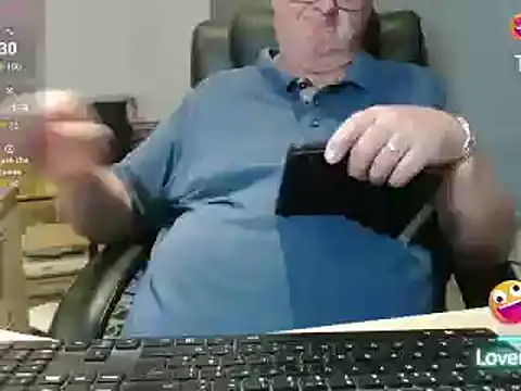 Snapshot of bigbadjon69 chatting on 05-23-26, 09:41 bigbadjon69 online show from 05-23-26, 09:41