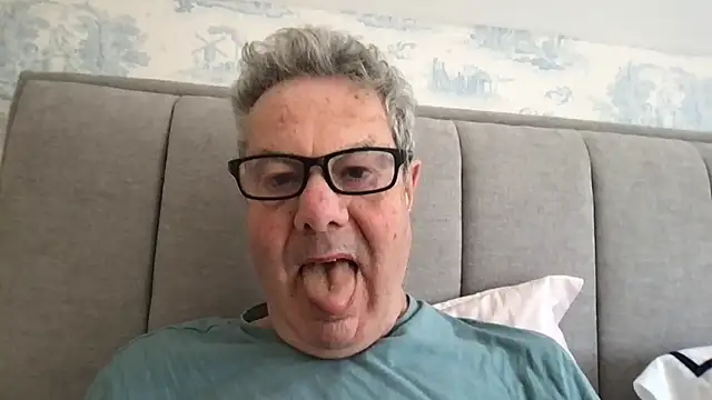 Oldpistolpete online show from 04-21-26, 07:25