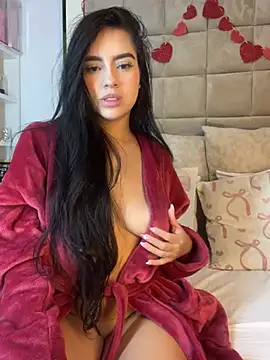 Snapshot of Victoria_adaams chatting on 02-07-25, 10:52 Victoria adaams online show from 02-07-25, 10:52