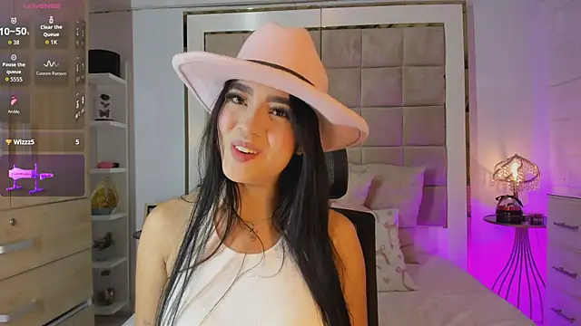 Snapshot of Victoria_adaams chatting on 10-11-25, 10:14 Victoria adaams online show from 10-11-25, 10:14