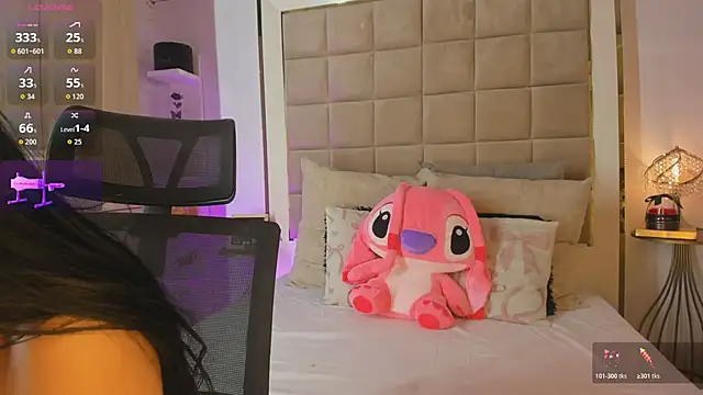 Snapshot of Victoria_adaams chatting on 11-15-25, 10:45 Victoria adaams online show from 11-15-25, 10:45