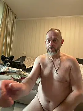 GHsveter online show from 06-04-26, 08:42