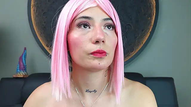 miss sharlotte18 online show from 10-28-25, 06:10