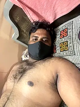 Snapshot of pavanappi098 chatting on 10-27-25, 04:00 pavanappi098 online show from 10-27-25, 04:00