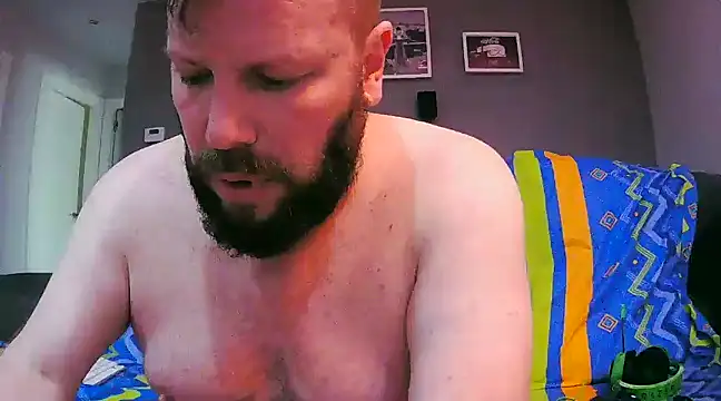 Snapshot of txan9876 chatting on 12-25-24, 12:58 txan9876 online show from 12-25-24, 12:58