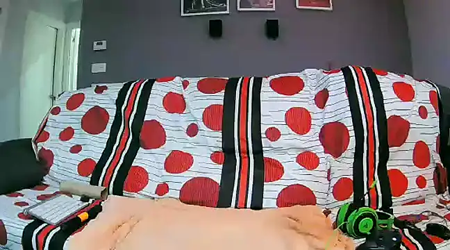 Snapshot of txan9876 chatting on 02-02-25, 04:22 txan9876 online show from 02-02-25, 04:22