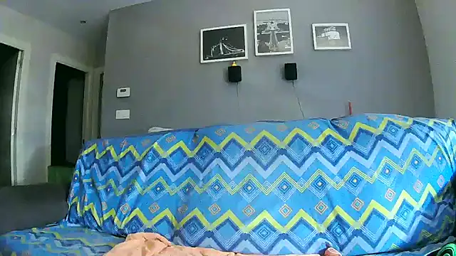 Snapshot of txan9876 chatting on 10-29-25, 09:55 txan9876 online show from 10-29-25, 09:55