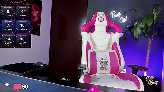 stelleknox  online show from 03-14-25, 11:00