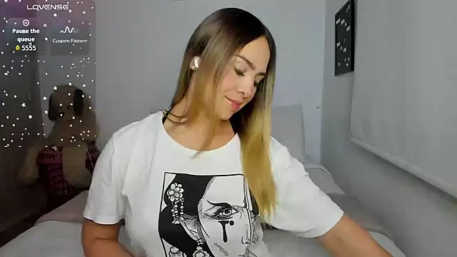 sophi mooreno online show from 02-06-26, 03:00