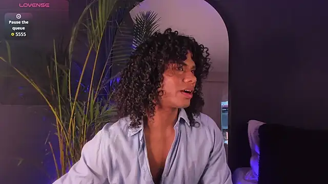 Lucas eevans online show from 09-23-25, 01:58