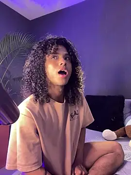 Lucas eevans online show from 11-15-25, 01:25