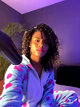 Lucas eevans online show from 11-21-25, 01:32