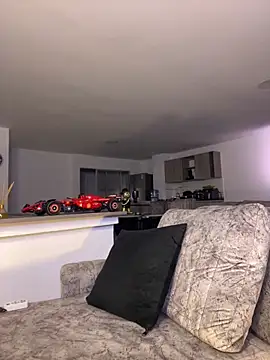 Frank Farrell online show from 09-27-25, 03:55