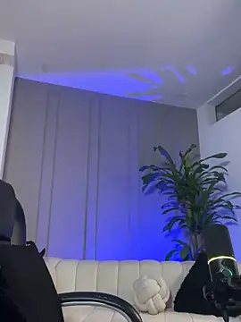 Frank Farrell online show from 04-22-26, 07:37