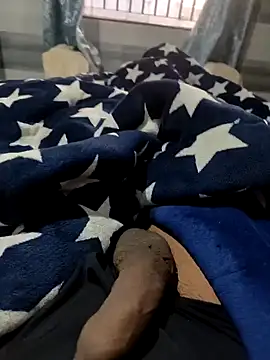 Player Aadi online show from 12-15-24, 01:24