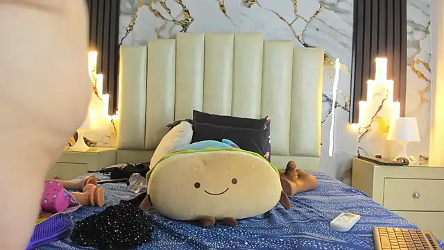 mollieblue69 online show from 03-09-25, 02:50