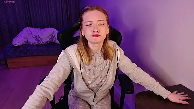  whiteprincess online show from 02-25-25, 09:31