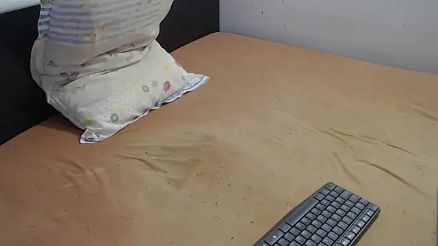 PreciousJohn87 online show from 11-26-25, 04:02