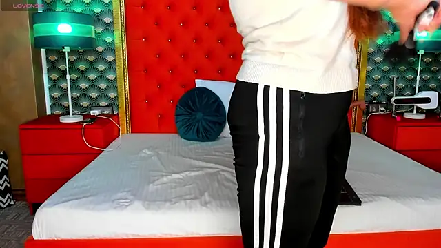 VallerieJones online show from 03-17-25, 04:19