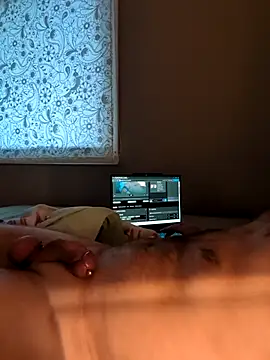 mustang69696 online show from 11-24-25, 08:25