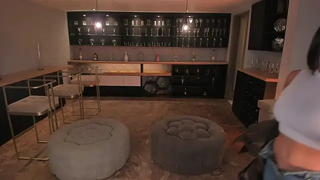 Snapshot of KateSunder chatting on 11-21-25, 10:25 KateSunder online show from 11-21-25, 10:25