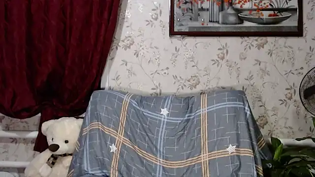 Snapshot of EmilyDoth chatting on 12-01-24, 09:26 EmilyDoth online show from 12-01-24, 09:26